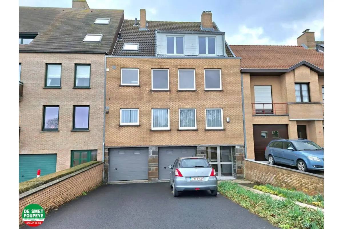 Appartement te  koop in Sint-Andries 8200 298000.00€ 3 slaapkamers 101.00m² - Zoekertje 691945
