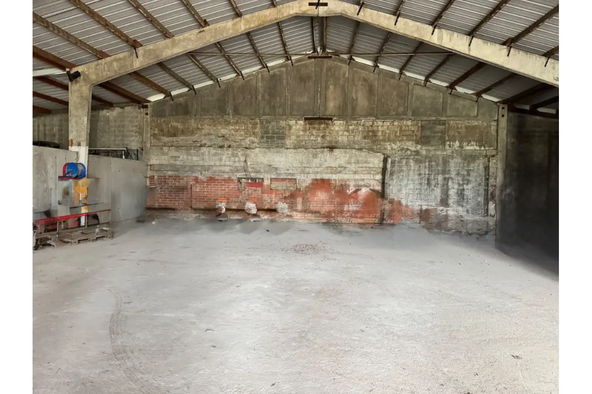 Handelszaak te  huur in Koekelare 8680 900.00€  slaapkamers m² - Zoekertje 693568