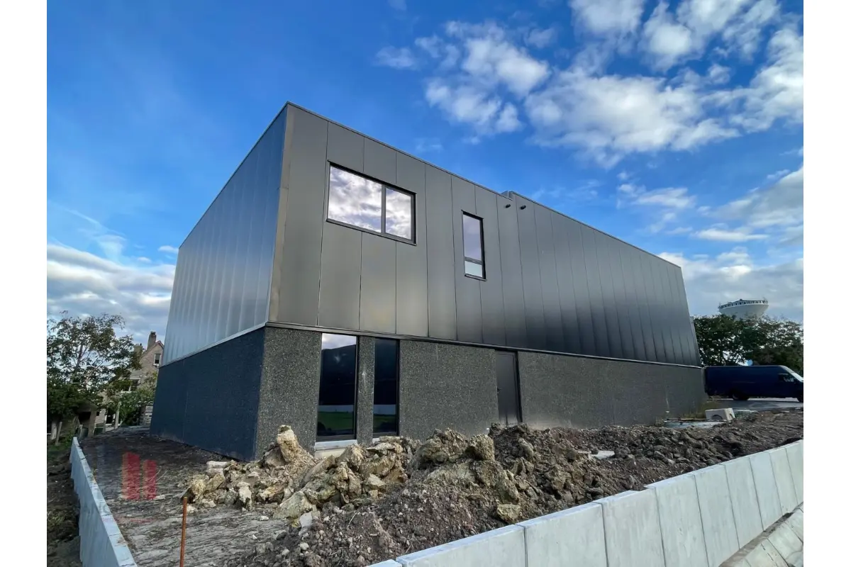 Handelszaak te  koop in Oudenburg 8460 595000.00€  slaapkamers 419.00m² - Zoekertje 694839