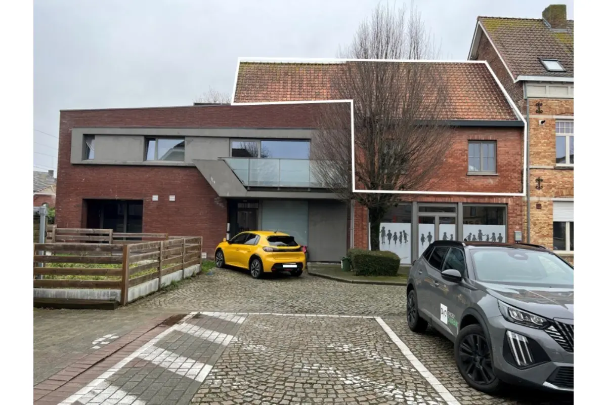 Appartement te  huur in Vlamertinge 8908 640.00€ 2 slaapkamers 90.00m² - Zoekertje 694719