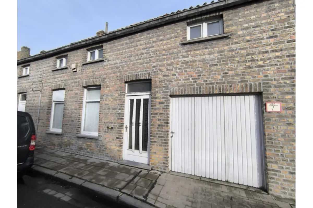 Huis te  koop in Pervijze 8600 155000.00€ 3 slaapkamers m² - Zoekertje 697184