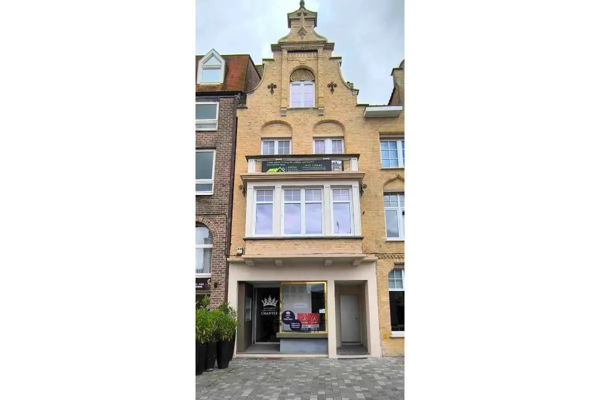 Huis te  koop in Diksmuide 8600 395000.00€  slaapkamers m² - Zoekertje 697185