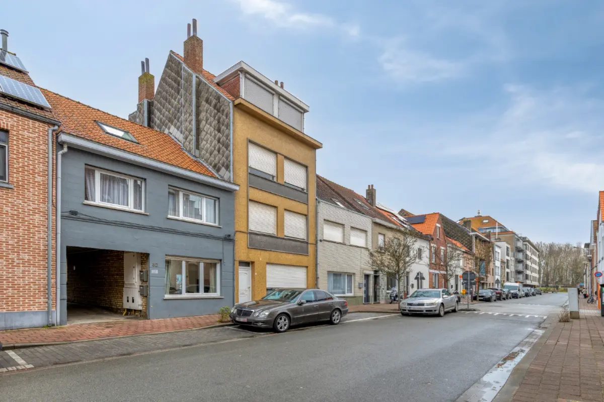 Huis te  koop in Knokke-Heist 8300 550000.00€ 4 slaapkamers 210.00m² - Zoekertje 698528