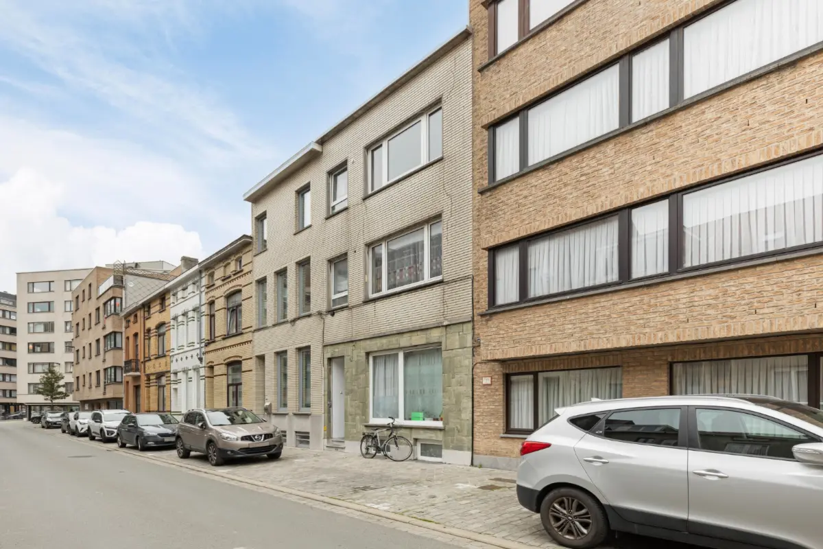Appartementsgebouw te  koop in Oostende 8400 387000.00€ 5 slaapkamers 345.00m² - Zoekertje 700518