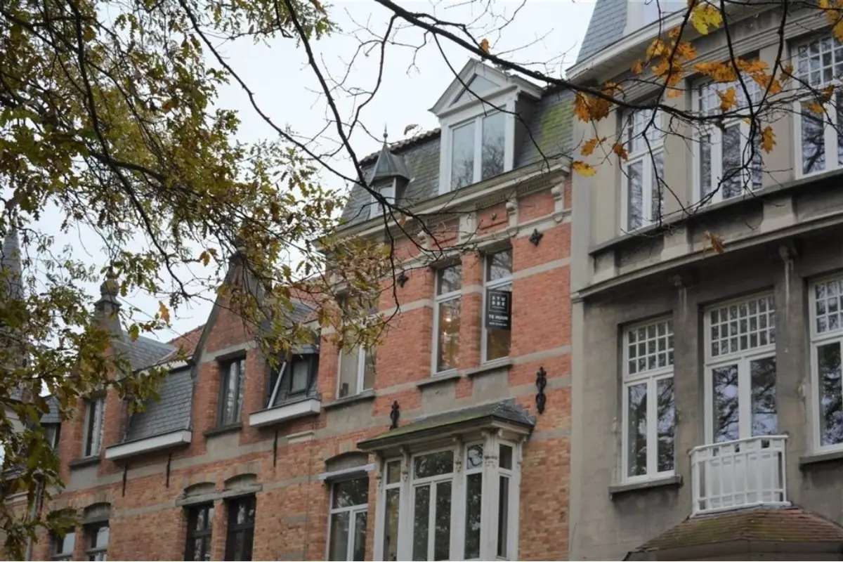 Appartement te  huur in Brugge 8000 650.00€ 1 slaapkamers 45.00m² - Zoekertje 702953