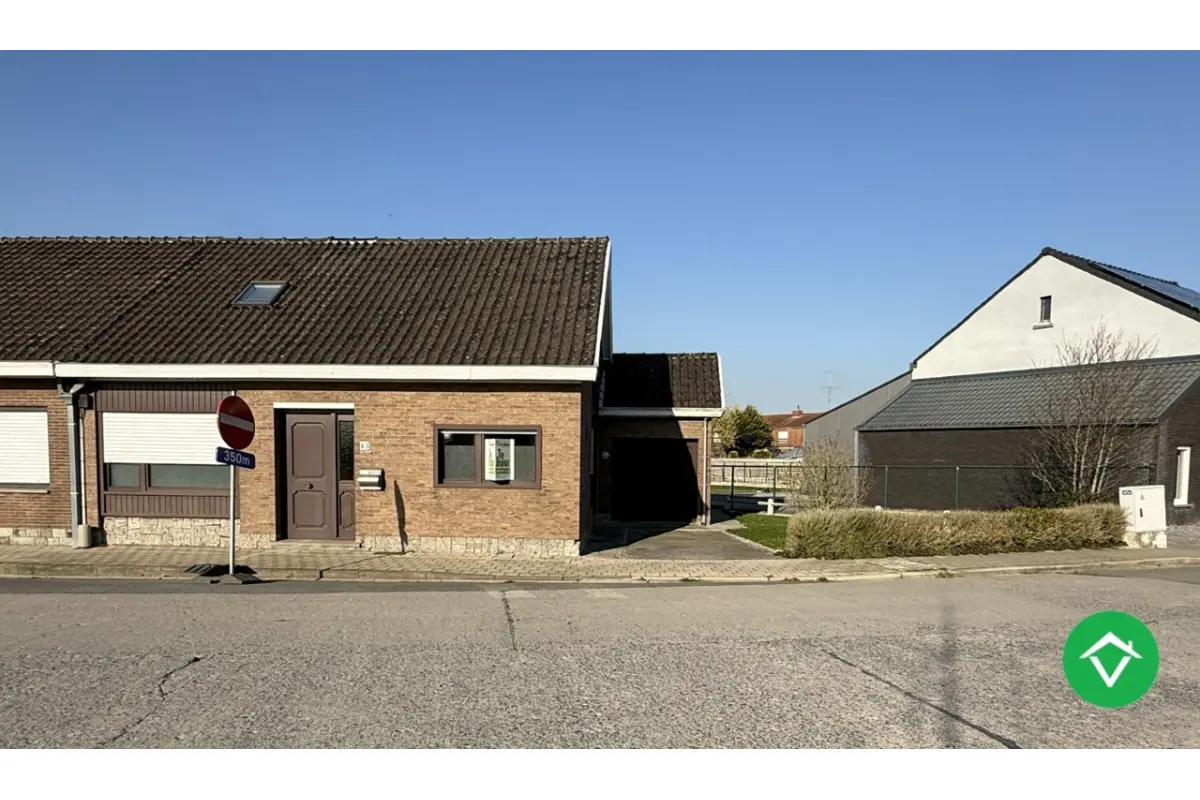 Huis te  huur in Moorslede 8890 785.00€ 3 slaapkamers m² - Zoekertje 703827