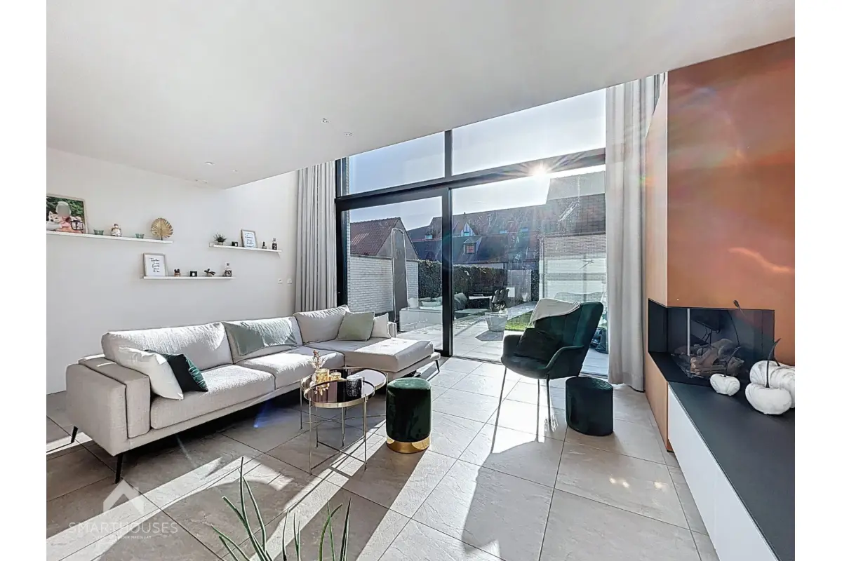 Huis te  koop in Heist-aan-Zee 8301 725000.00€ 3 slaapkamers 190.00m² - Zoekertje 707108