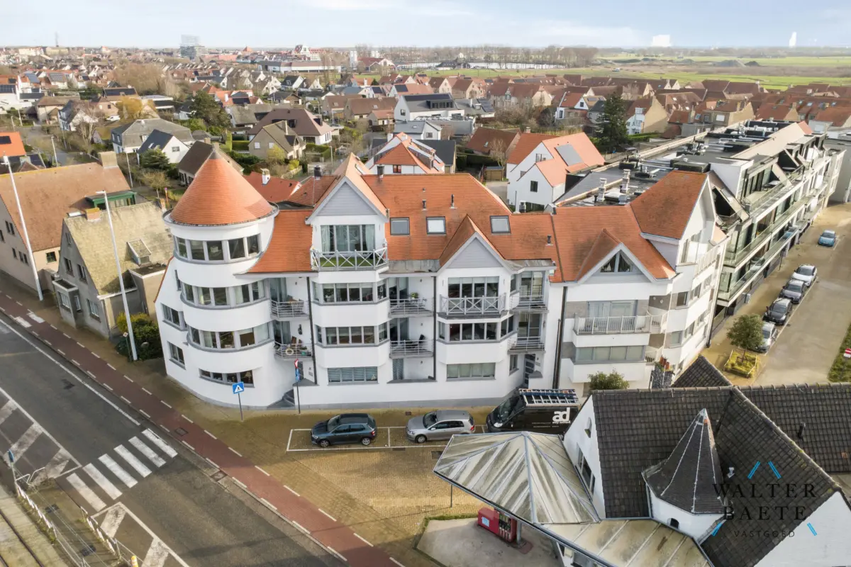 Appartement te  koop in Heist-aan-Zee 8301 748000.00€ 2 slaapkamers 142.00m² - Zoekertje 707843