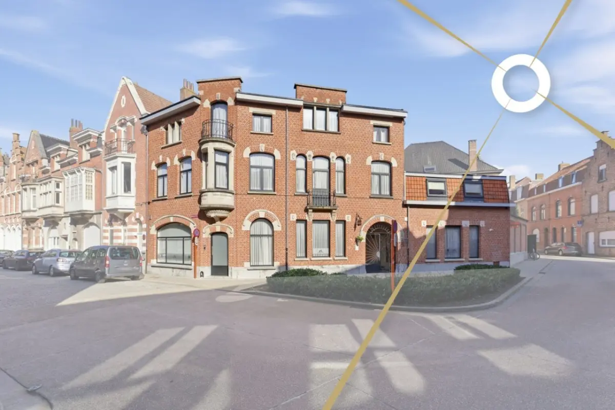 Handelszaak te  koop in Ieper 8900 750000.00€  slaapkamers m² - Zoekertje 707747