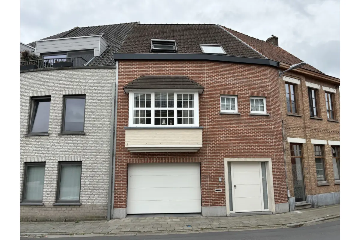 Huis te  huur in Waregem 8790 910.00€ 2 slaapkamers 151.00m² - Zoekertje 711996