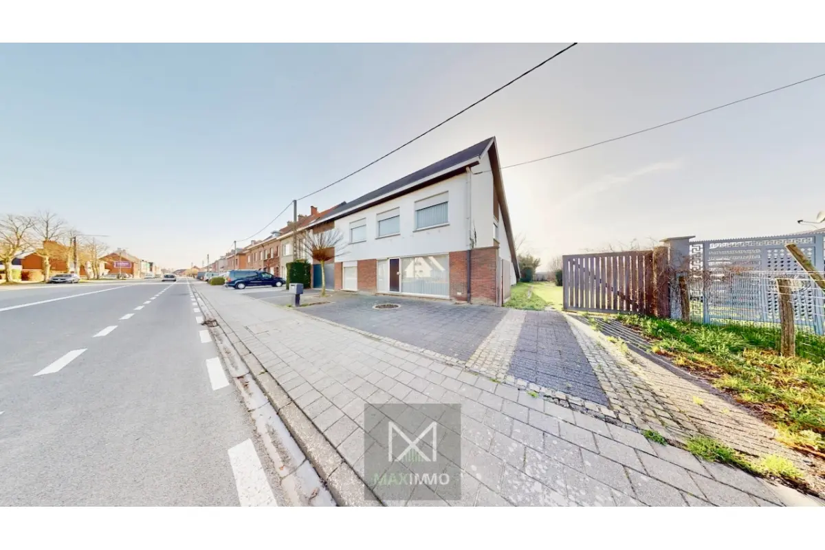 Huis te  koop in Rekkem 8930 0.00€ 3 slaapkamers 295.00m² - Zoekertje 711529