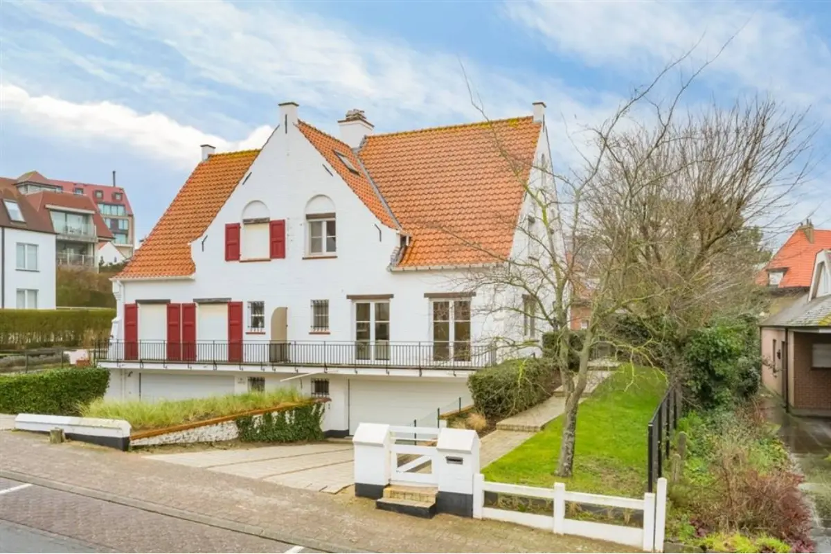 Huis te  koop in Heist-aan-Zee 8301 1990000.00€ 4 slaapkamers 232.00m² - Zoekertje 712008