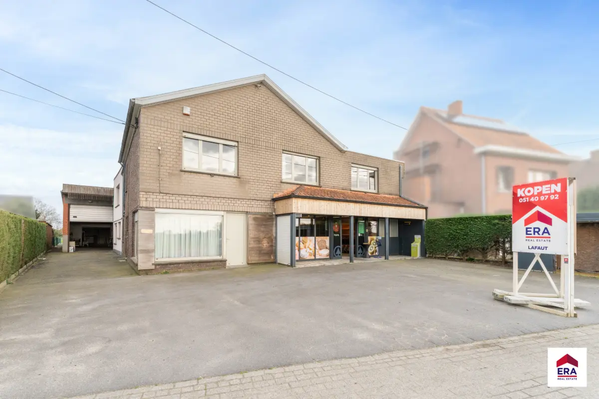 Handelszaak te  koop in Dentergem 8720 399000.00€ 3 slaapkamers 524.00m² - Zoekertje 712581