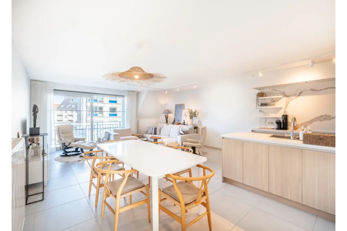 Appartement te  in Koksijde 8670 845000.00€ 4 slaapkamers 150.00m² - Zoekertje 713562