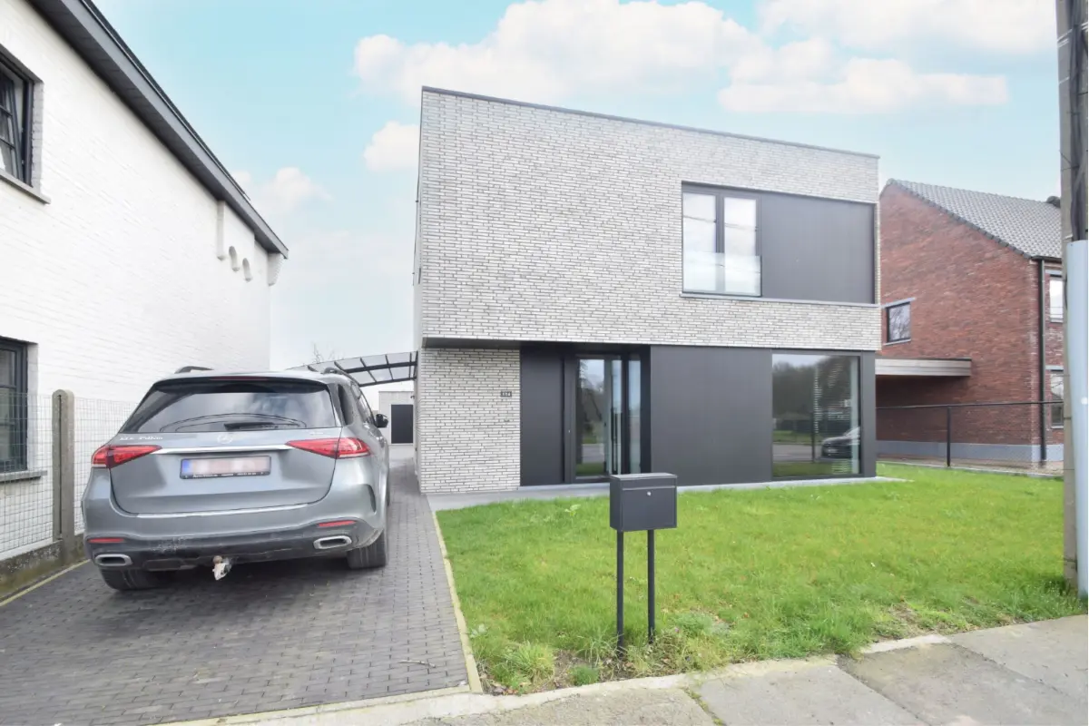 Huis te  huur in Kortemark 8610 1200.00€ 3 slaapkamers 170.00m² - Zoekertje 713518