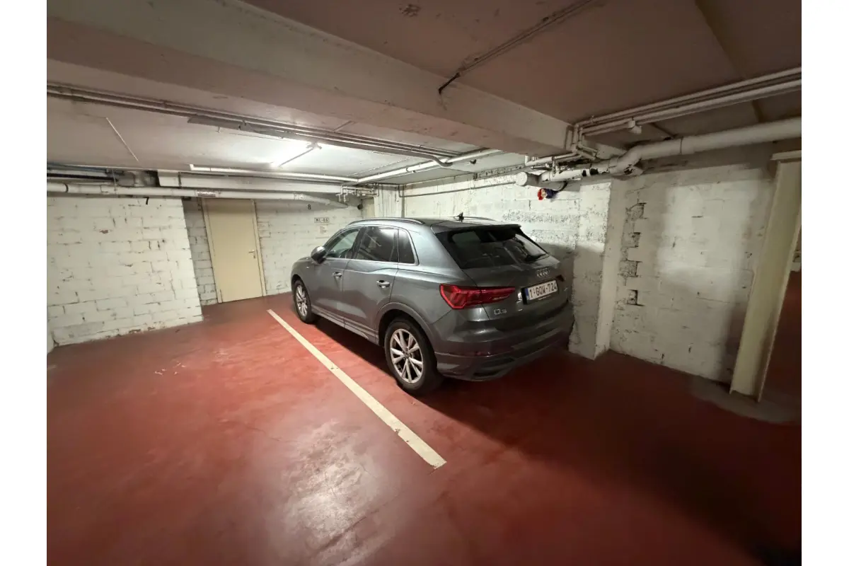 Parking & garage te  koop in Knokke 8300 75000.00€  slaapkamers m² - Zoekertje 713791