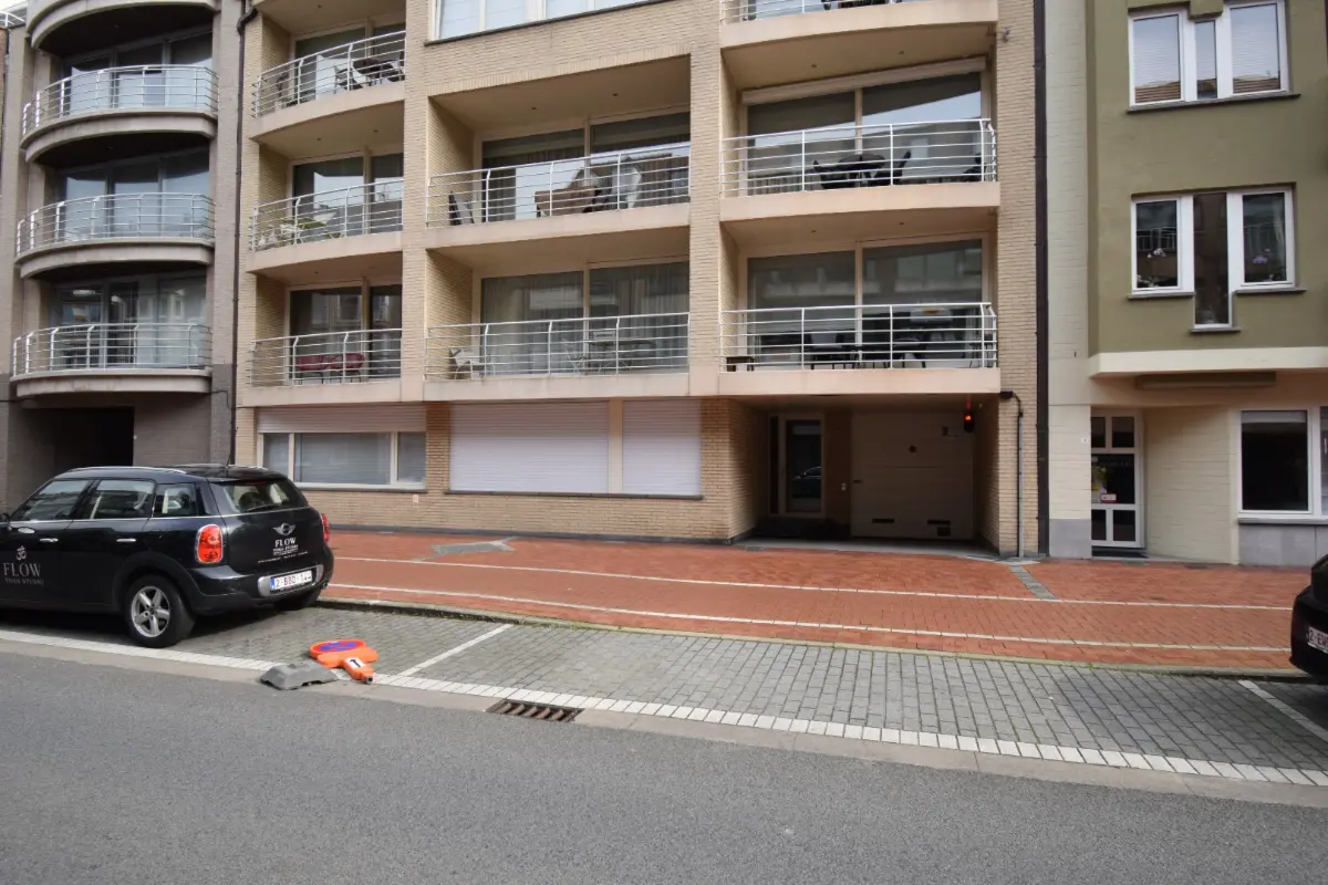 Parking & garage te  koop in Knokke 8300 48000.00€  slaapkamers m² - Zoekertje 713789