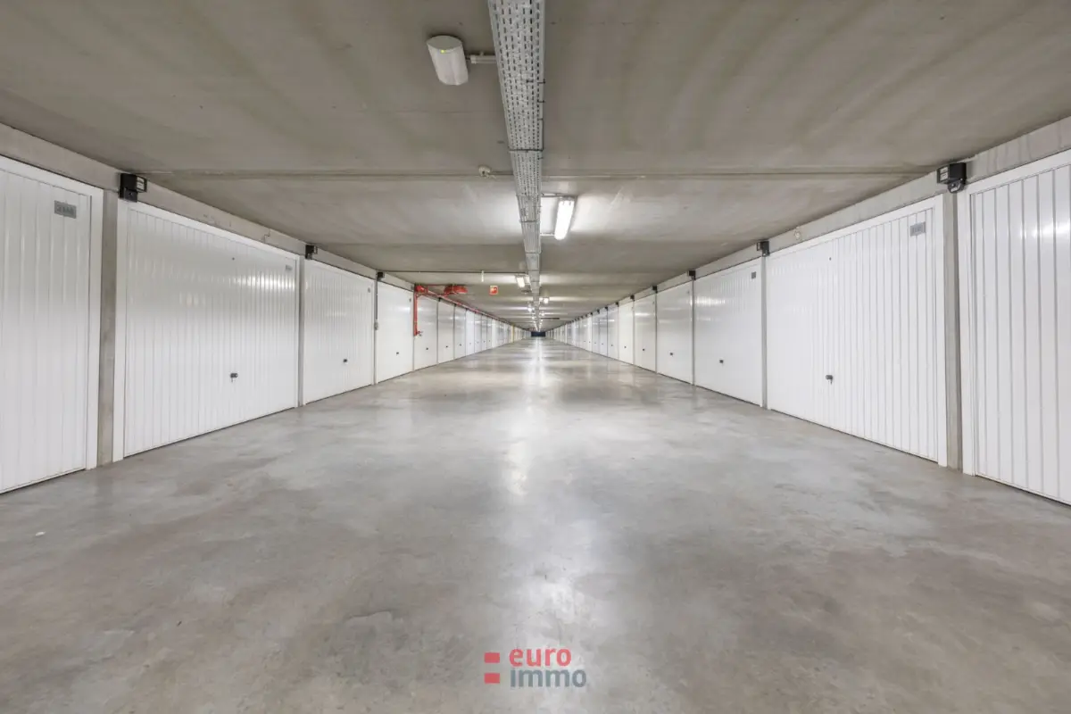 Box te  in Nieuwpoort 8620 70000.00€  slaapkamers m² - Zoekertje 713882