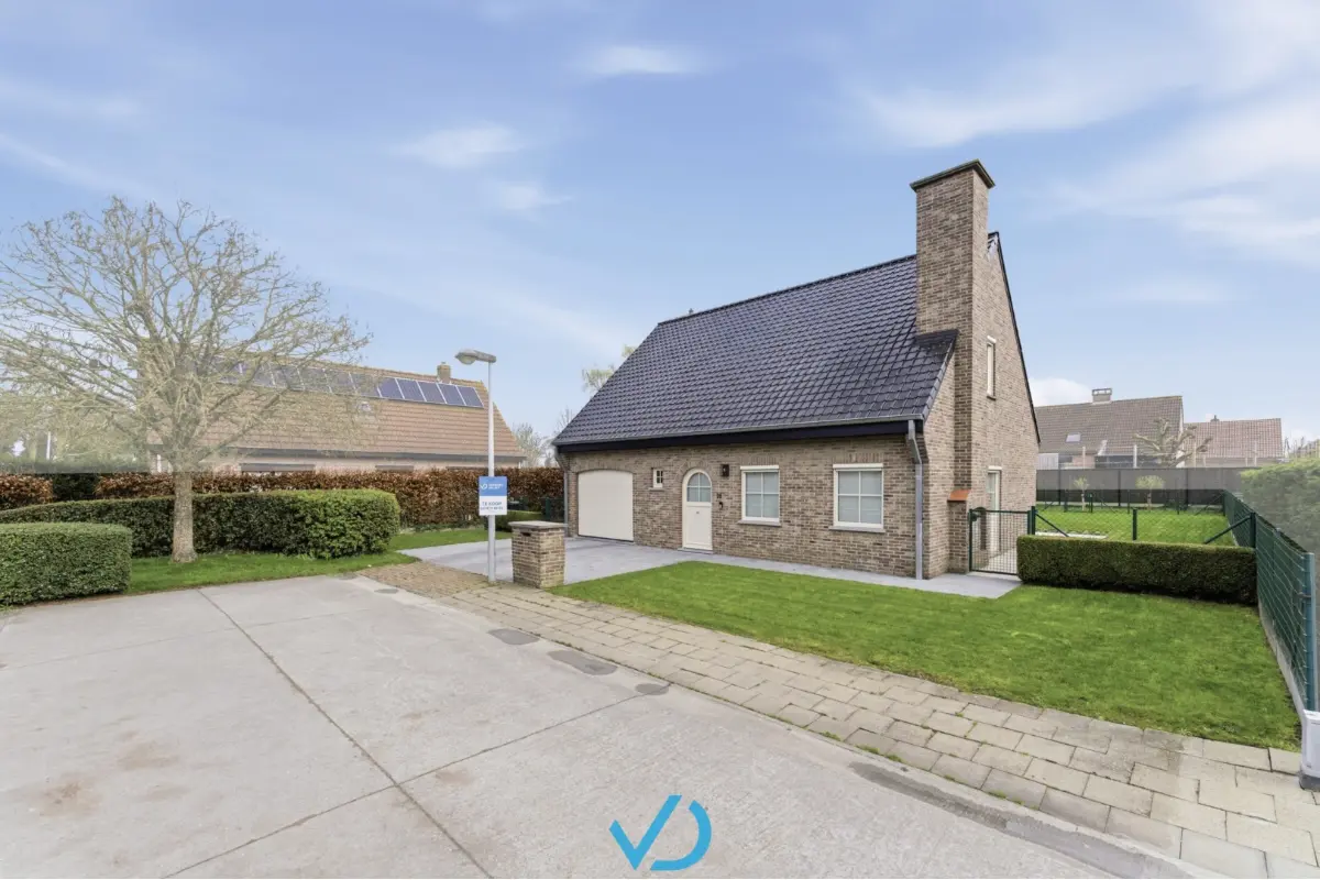 Huis te  koop in Boezinge 8904 369000.00€ 3 slaapkamers 145.00m² - Zoekertje 714622