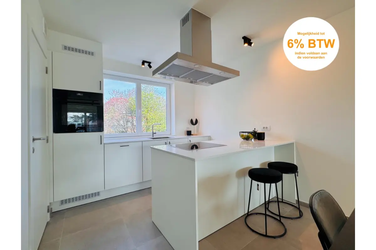 Appartement te  koop in Sint-Andries 8200 370000.00€ 3 slaapkamers 87.00m² - Zoekertje 715443