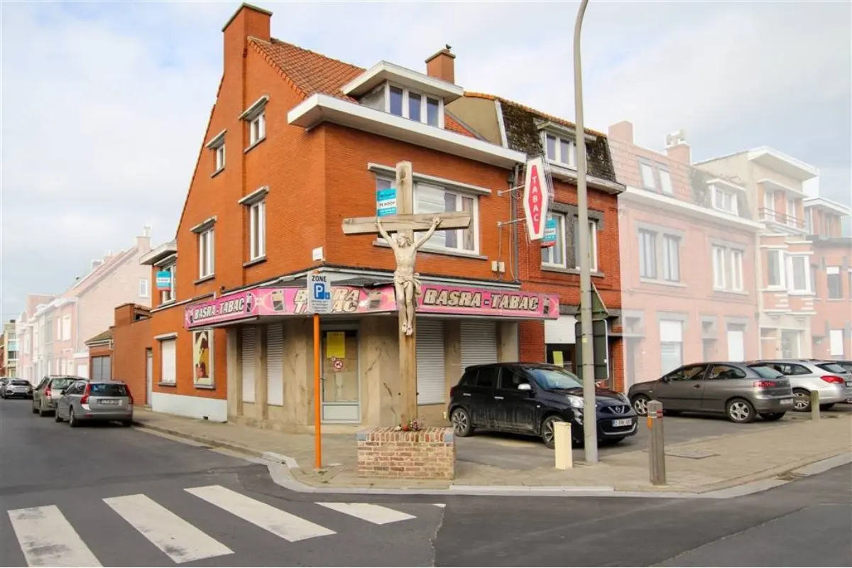 Handelszaak te  koop in Menen 8930 290000.00€ 6 slaapkamers m² - Zoekertje 715889