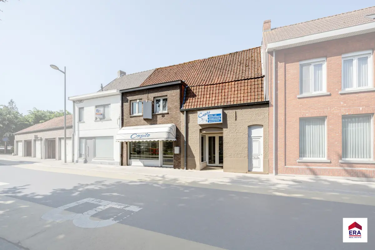 Handelszaak te  koop in Tielt 8700 198000.00€ 1 slaapkamers 162.00m² - Zoekertje 717099