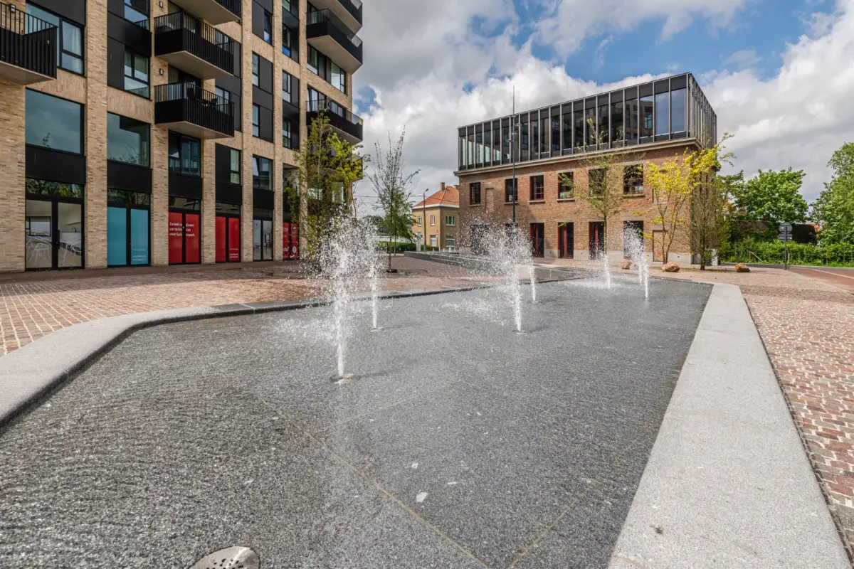 Handelszaak te  koop in Veurne 8630 504000.00€  slaapkamers m² - Zoekertje 717960