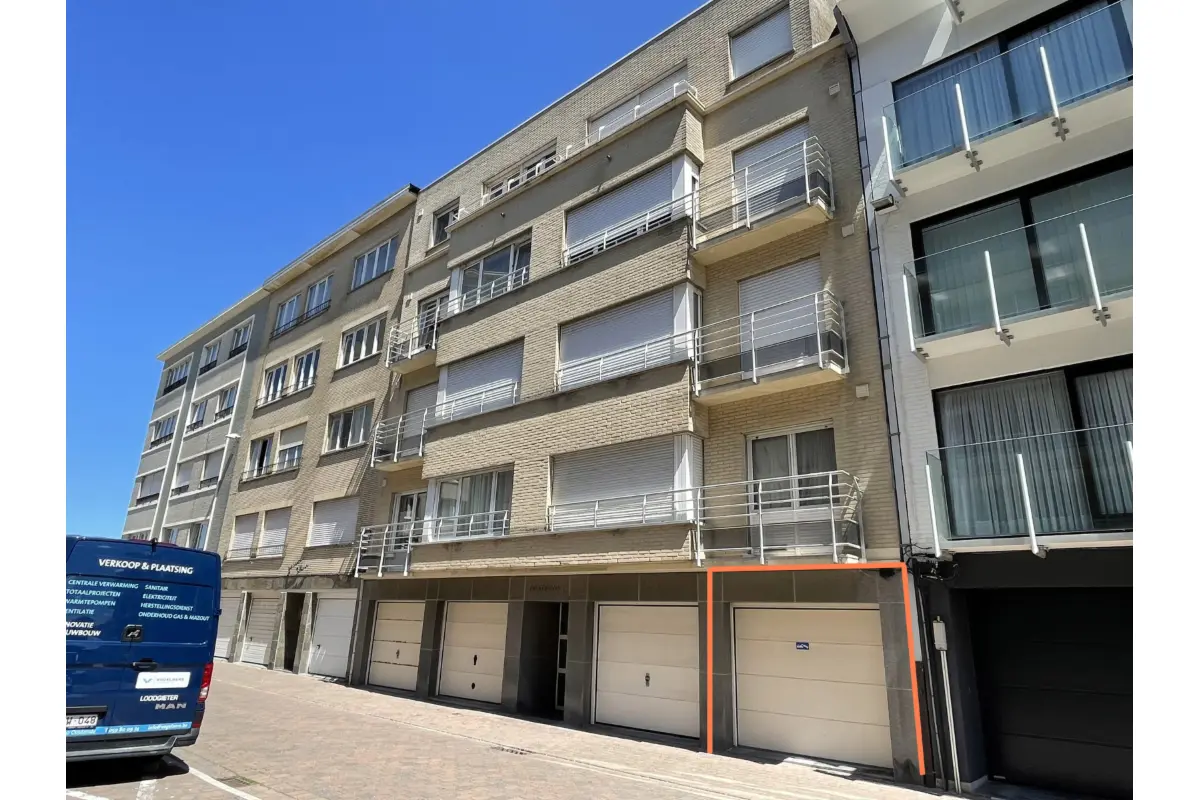 Parking & garage te  koop in Oostende 8400 65000.00€  slaapkamers m² - Zoekertje 718126