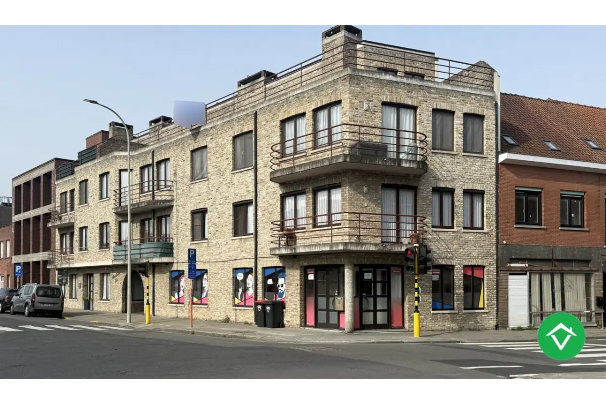 Handelszaak te  koop in Roeselare 8800 200000.00€  slaapkamers 98.00m² - Zoekertje 720126