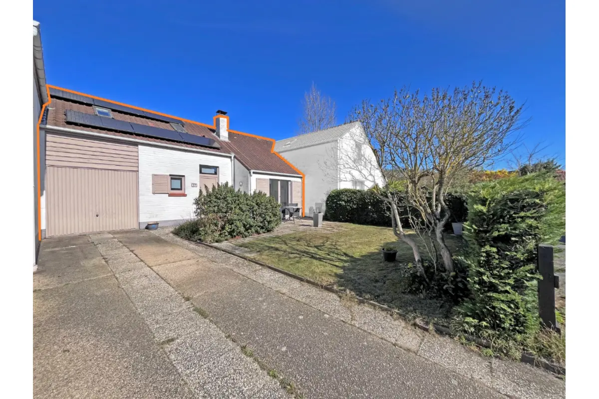 Huis te  koop in Oostduinkerke 8670 185000.00€ 2 slaapkamers m² - Zoekertje 719958