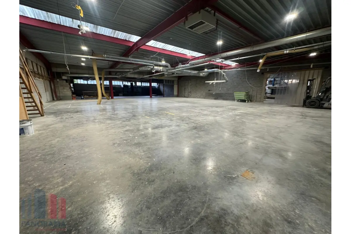 Handelszaak te  huur in Deerlijk 8540 4950.00€  slaapkamers 1850.00m² - Zoekertje 720872