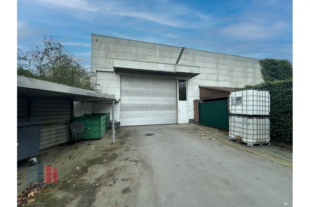 Handelszaak te  huur in Wevelgem 8560 1295.00€  slaapkamers 490.00m² - Zoekertje 720873
