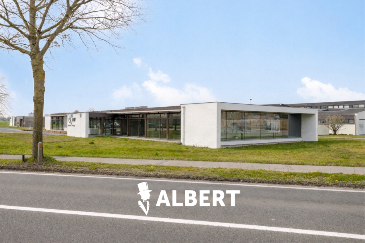 Handelszaak te  huur in Zedelgem 8210 3575.00€  slaapkamers 350.00m² - Zoekertje 720452