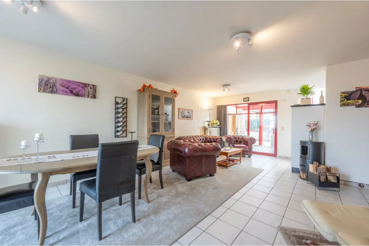 Appartement te  koop in Blankenberge 8370 280000.00€ 2 slaapkamers 125.00m² - Zoekertje 721694