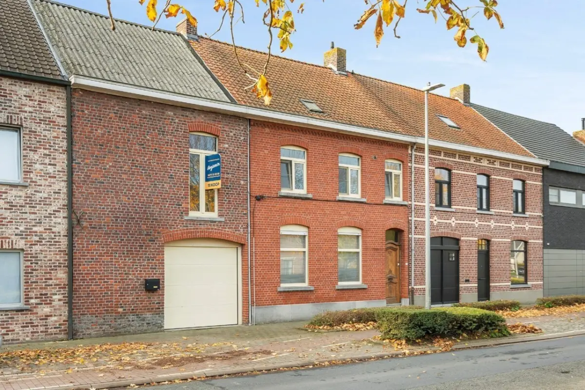 Huis te  koop in Geluwe 8940 349000.00€  slaapkamers 152.00m² - Zoekertje 721782