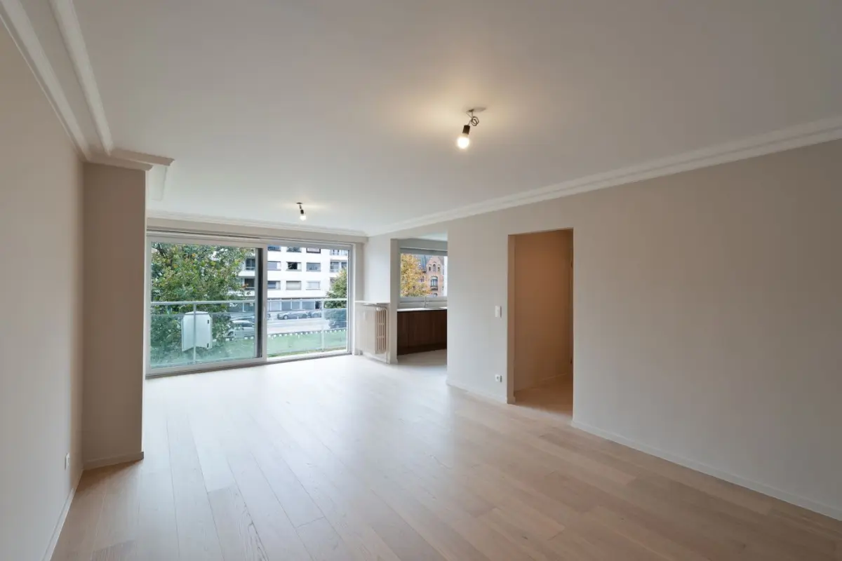 Appartement te  koop in Sint-Andries 8200 335000.00€ 2 slaapkamers 100.00m² - Zoekertje 722295