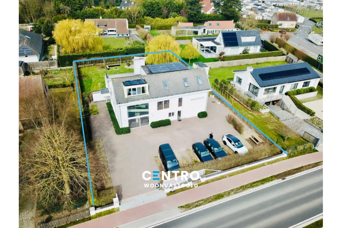 Huis te  koop in Koksijde 8670 1380000.00€ 3 slaapkamers 535.00m² - Zoekertje 722369