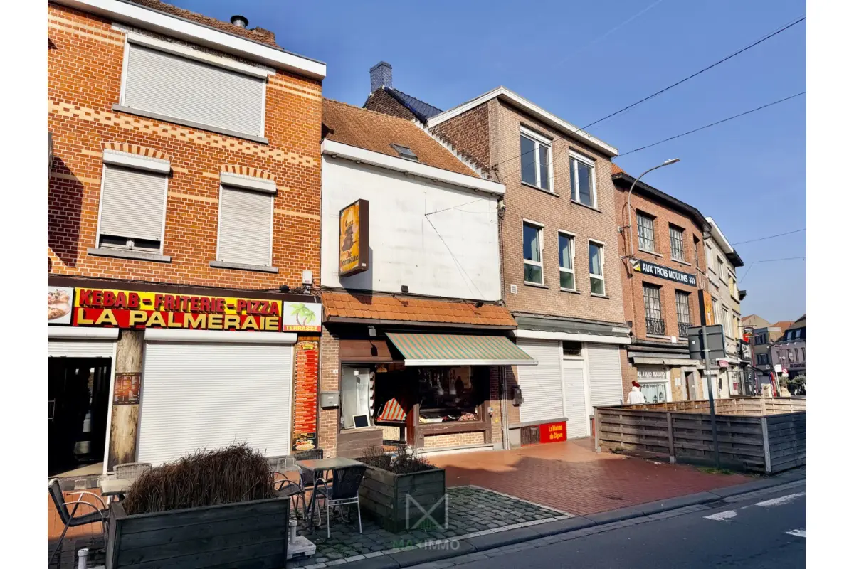 Huis te  koop in Menen 8930 110000.00€  slaapkamers 103.00m² - Zoekertje 722288