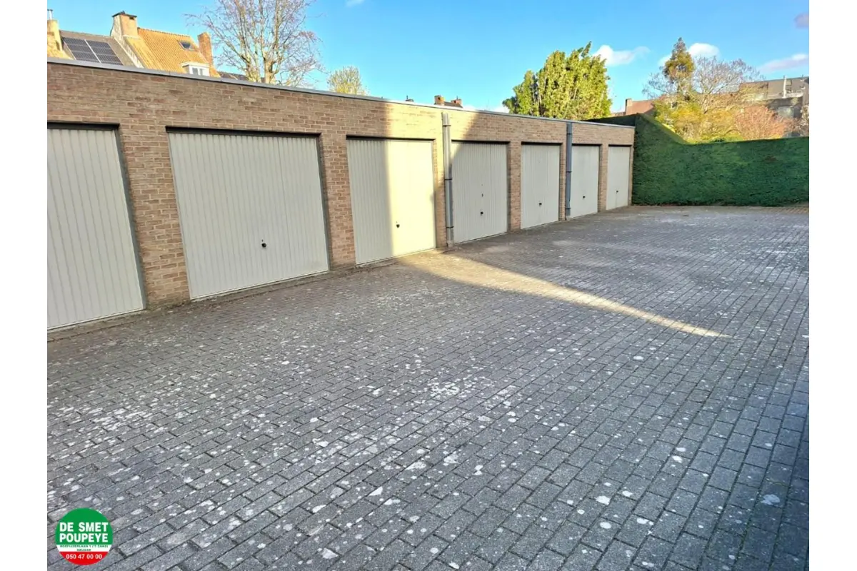 Parking & garage te  koop in Brugge 8000 42000.00€  slaapkamers m² - Zoekertje 725436