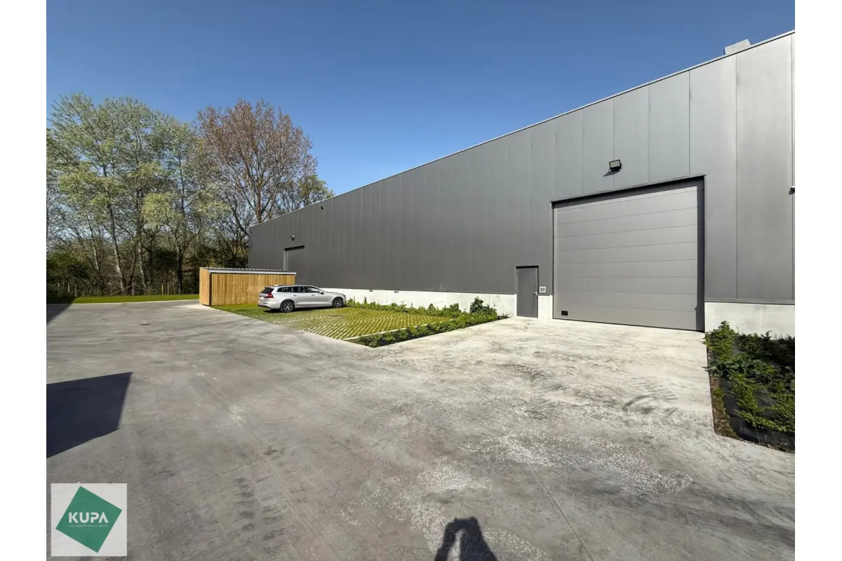 Handelszaak te  koop in Brugge 8000 1195000.00€  slaapkamers 823.00m² - Zoekertje 724442