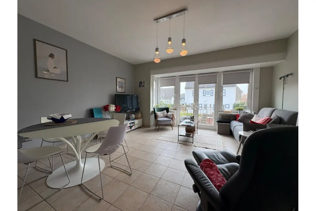 Appartement te  in Koksijde 8670 220000.00€ 2 slaapkamers m² - Zoekertje 725408