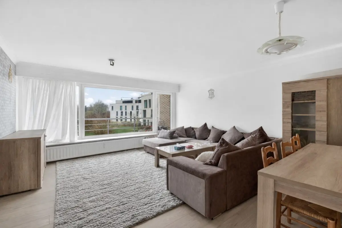 Appartement te  koop in Sint-Andries 8200 278800.00€ 2 slaapkamers 100.00m² - Zoekertje 725359