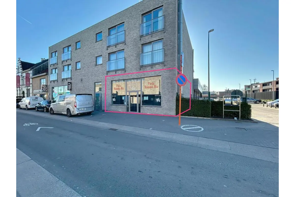 Handelszaak te  koop in Waregem 8790 195000.00€  slaapkamers 64.00m² - Zoekertje 724852