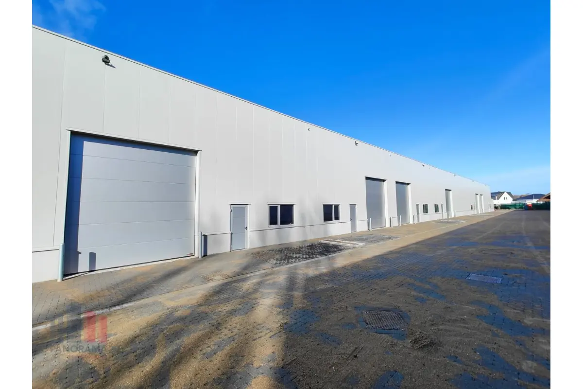 Handelszaak te  koop in Blankenberge 8370 431280.00€  slaapkamers 304.00m² - Zoekertje 728678