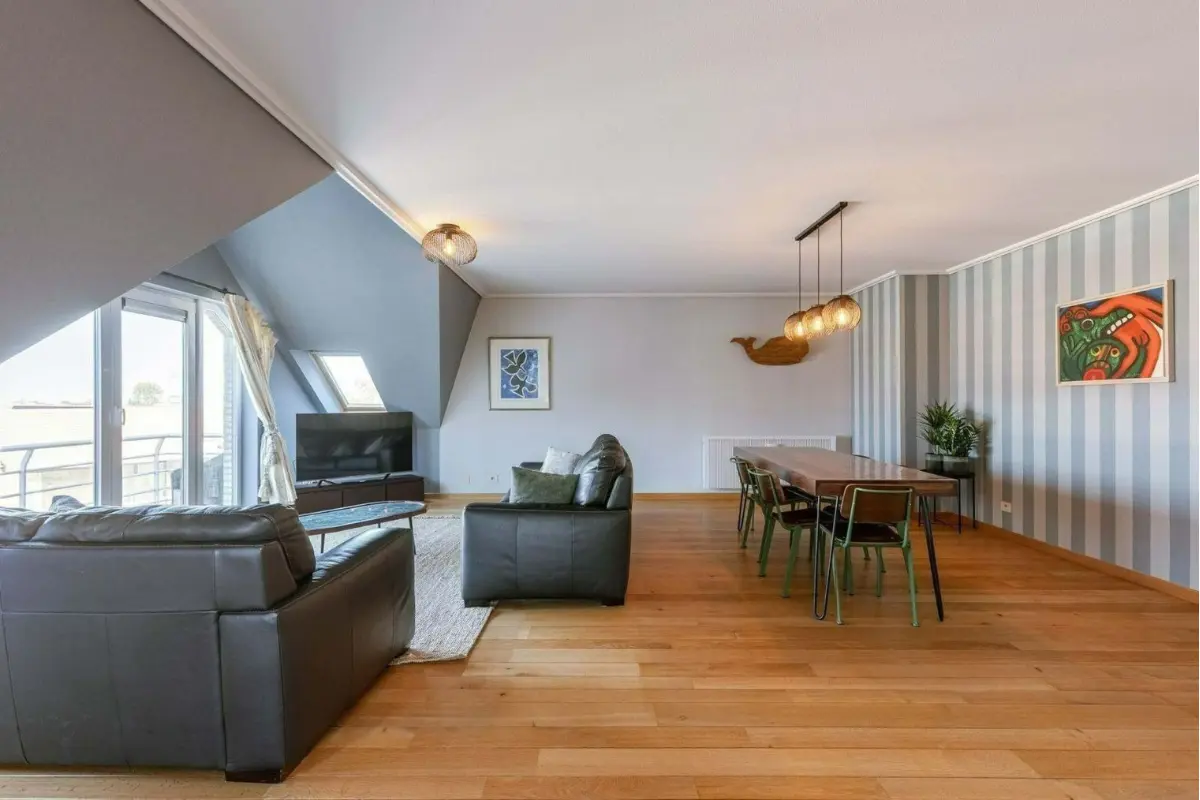 Appartement te  huur in De Haan 8420 1836.00€ 3 slaapkamers 119.00m² - Zoekertje 770394