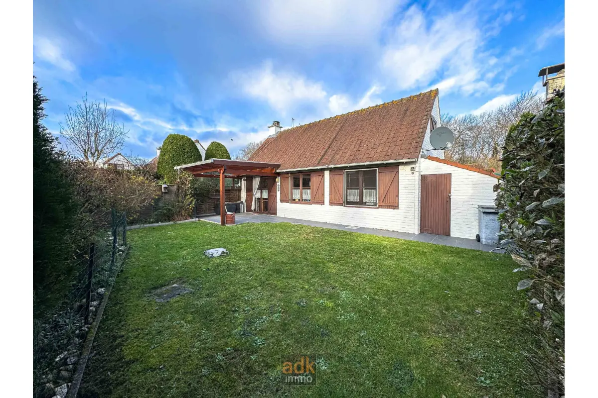 Huis te  koop in De Panne 8660 205000.00€ 3 slaapkamers 89.00m² - Zoekertje 730040