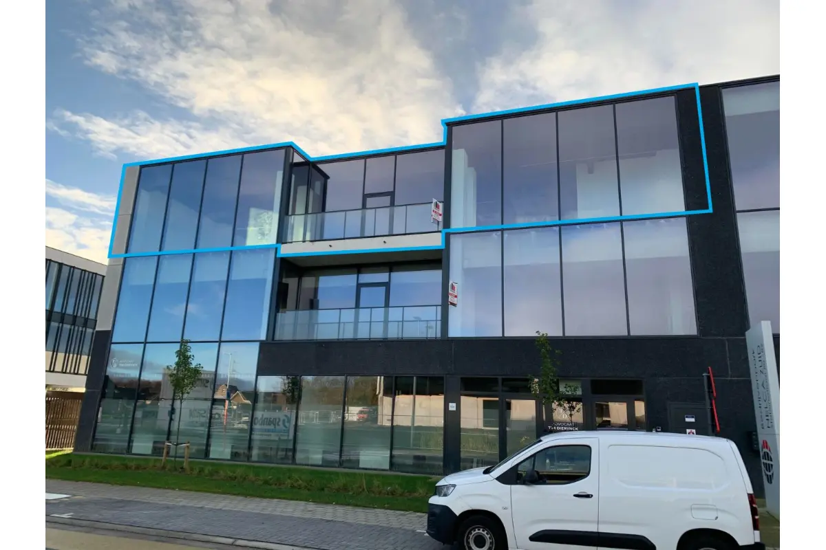 Handelszaak te  koop in Lendelede 8860 475000.00€  slaapkamers 236.00m² - Zoekertje 730199