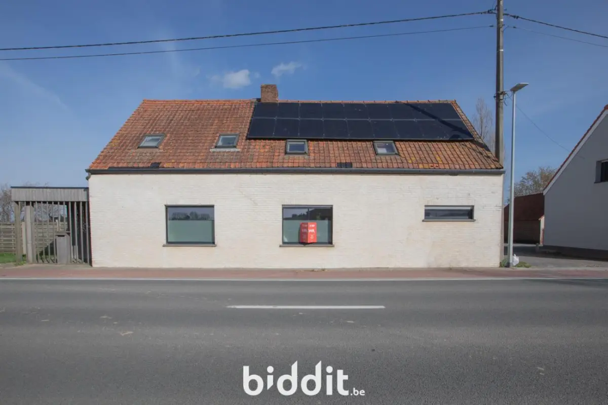 Huis te  koop in Zarren 8610 170000.00€ 6 slaapkamers 294.00m² - Zoekertje 729538