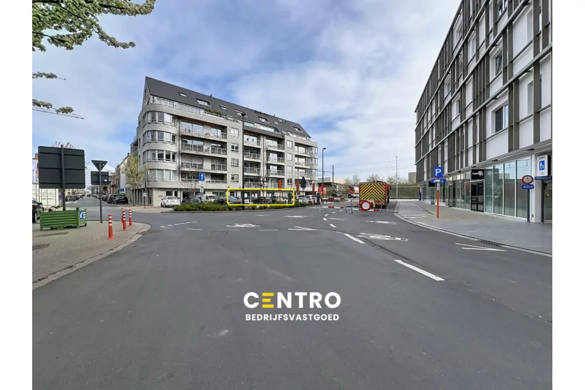 Handelszaak te  koop in Roeselare 8800 0.00€  slaapkamers 183.00m² - Zoekertje 730325