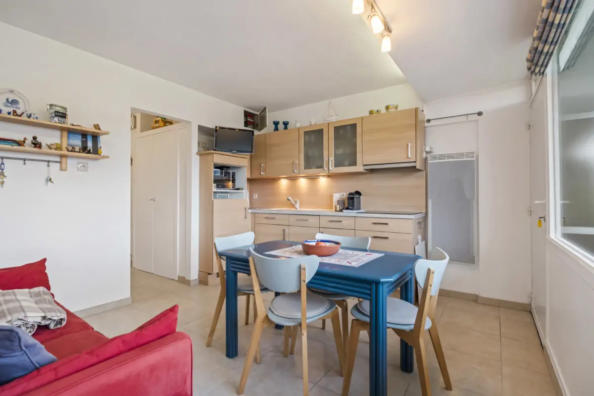Appartement te  koop in De Haan 8420 59000.00€ 1 slaapkamers 29.00m² - Zoekertje 730764